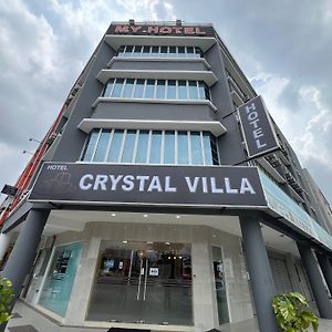 Hotel Crystal Villa
